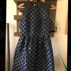 Never been worn 4. Collective dress
